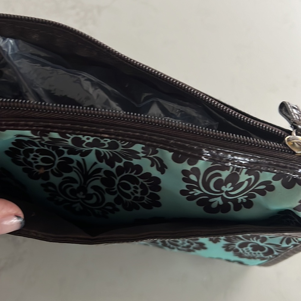 Makeup Tote - Picture 5 of 5